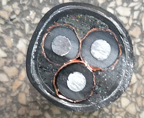 廣東電纜廠整理了一下在什么情況下才能用到合適的線(xiàn)纜.jpg